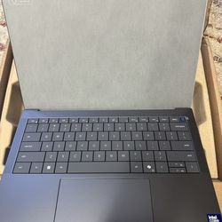 Dell pro 14 max premium - ultra 7 32gb/1tb Nvidia rtx 2000 8gb