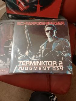 3 Laser Discs: Terminator 2, The Hunt For Red October, And The Gate