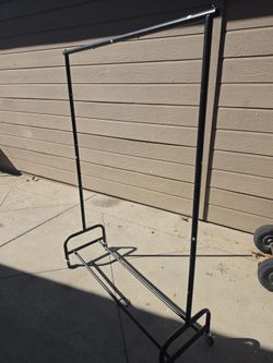 New Rack black clothes 100 Glendora