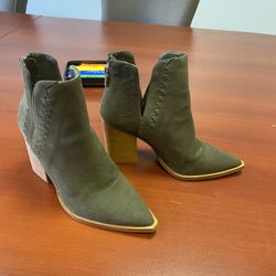 Almost New! Vince Camuto Wedges - Booties Size 8.5