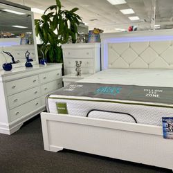 Easter Special🐣Beautiful Full Size 5pc Bedroom Furniture Set With Nightstand+Mattress ON SALE $899