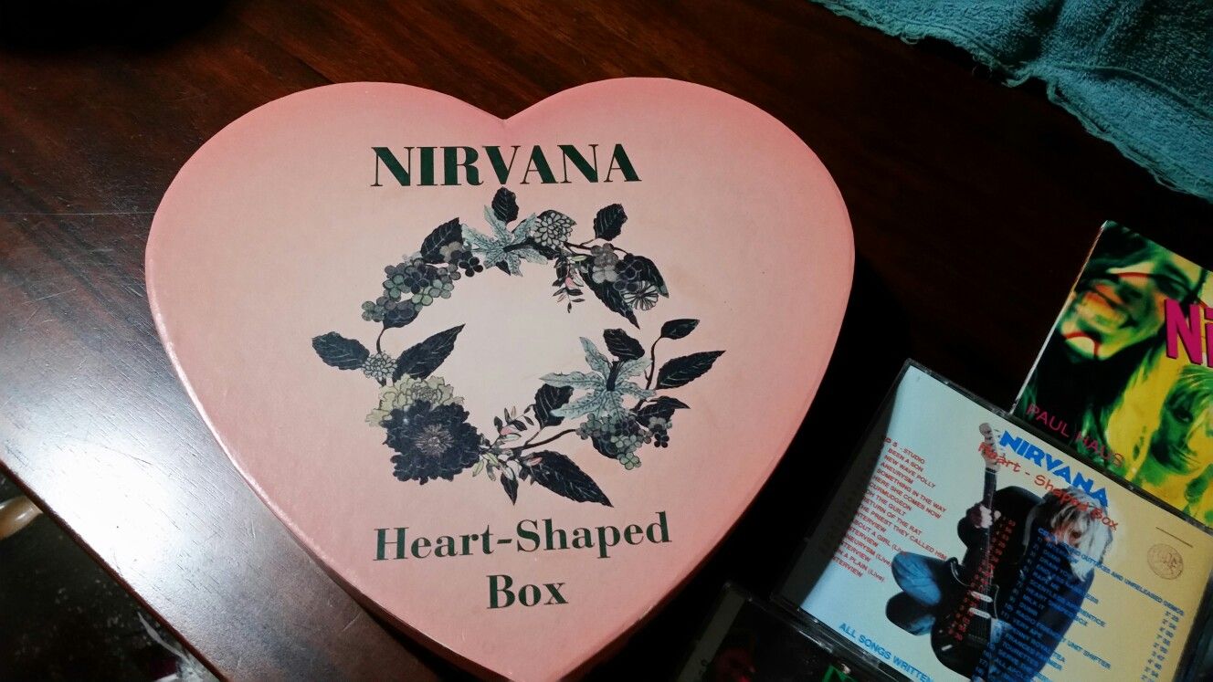 Nirvana heart shaped box set