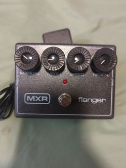 MXR Flanger Guitar Effects Pedal