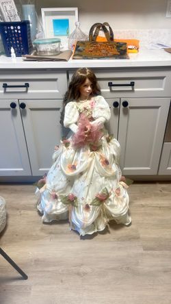 Florence Maranuk Collection Doll “Cassie”