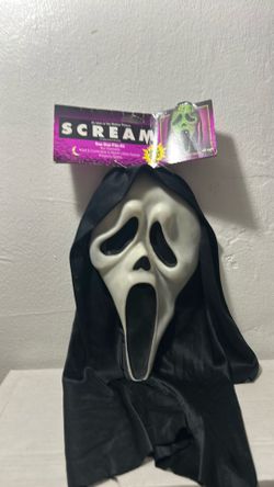 Scream Ghost Face Glow in the Dark Vintage Halloween Mask
