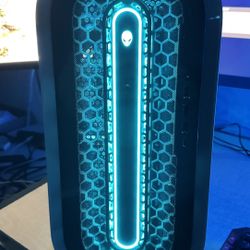 Alienware Aurora R15 Gaming computer tower