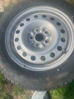 Goodyear Eagle F1 GS‑D3 — size 225/55R16 93V Mounted on a 16‑inch steel rim with multi‑hole pattern. Tread in good condition, minimal surface rust on