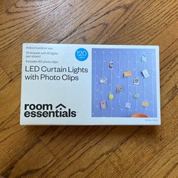 LED Curtain Lights With Photo Clips