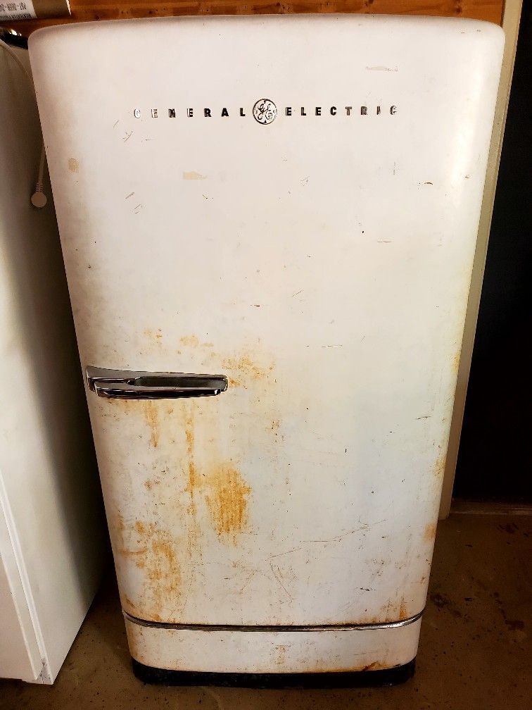 Retro GE Refrigerator