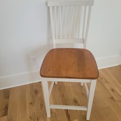 Bar stool... BRAND NEW.  Very sturdy.