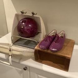 Vintage AMF AMFIITE 12lb Bowling Ball 