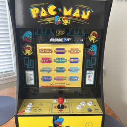 Arcade1Up PAC-MAN Partycade 12 Games in 1