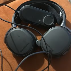 Steel Series Arctis Pro Wired + Gamedac 9/10 Condition $90