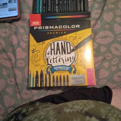 Prismacolor Hand Lettering Pen Set