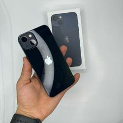 iPhone 13 128GB Unlocked 