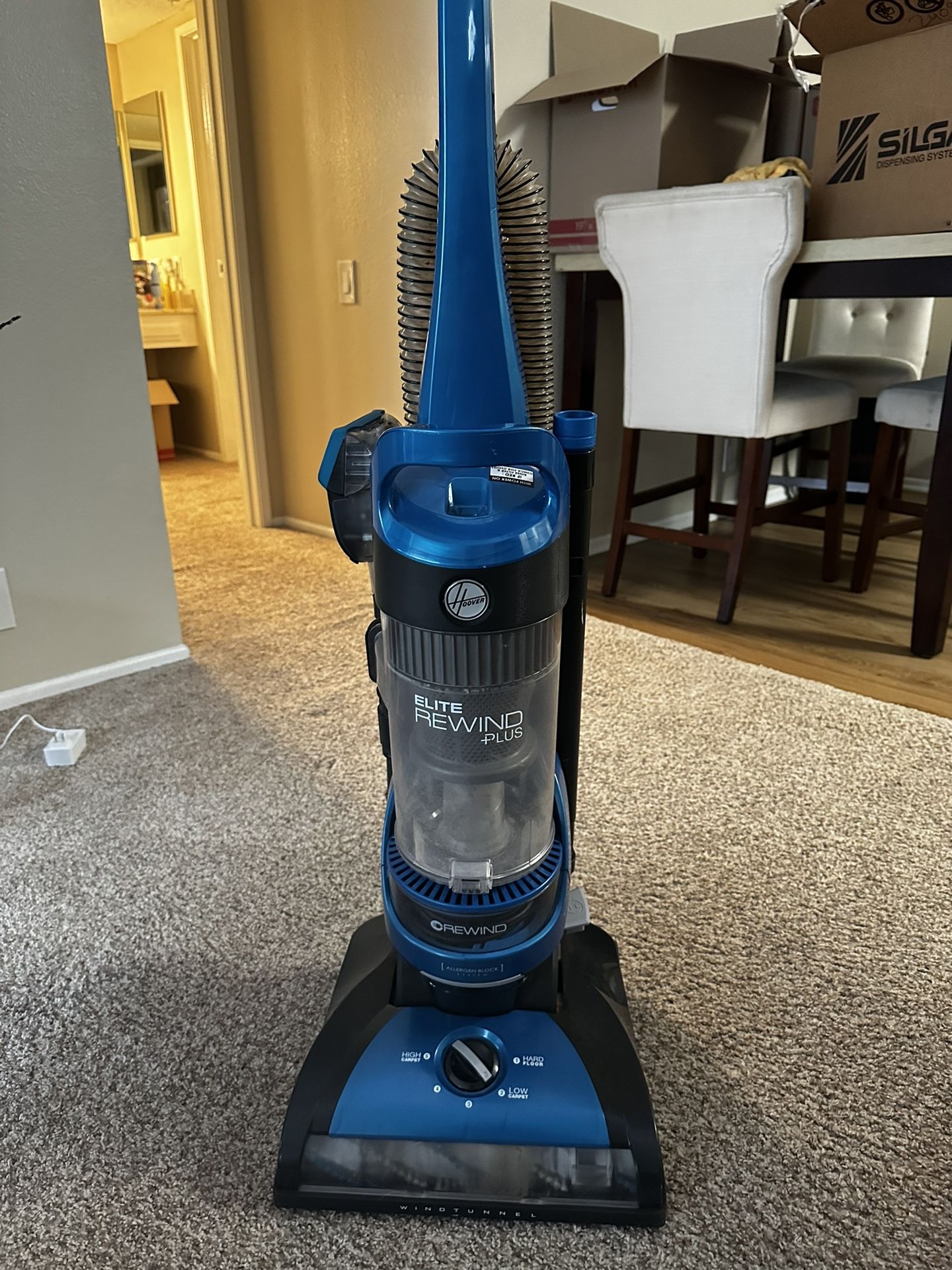 Carpet vacuum