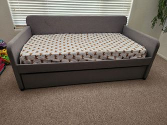 gray upholstered daybed with pull-out trundle bed, includes (1) twin xl mattress