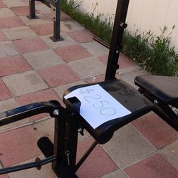 Weight Bench ---MUST GO TODAY---