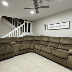 Sectional Sleeper Sofa with 2 Electric Recliners