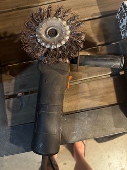 Angle Grinder with Wire Wheel Brush