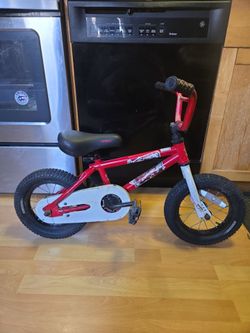 GT MACH ONE 12 inch bicycle $50