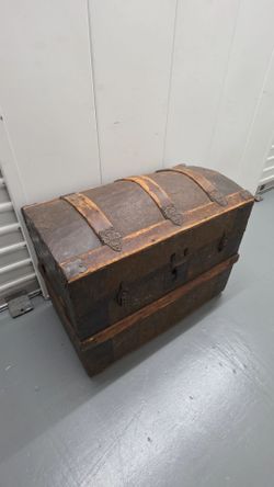 Vintage Treasure chest