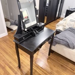 CHARMAID Vanity Desk with Mirror and Lights, Makeup Vanity Table with 5 Storage Drawers, 3 Color Lighting Modes, Adjustable Brightness, Modern Bedroom