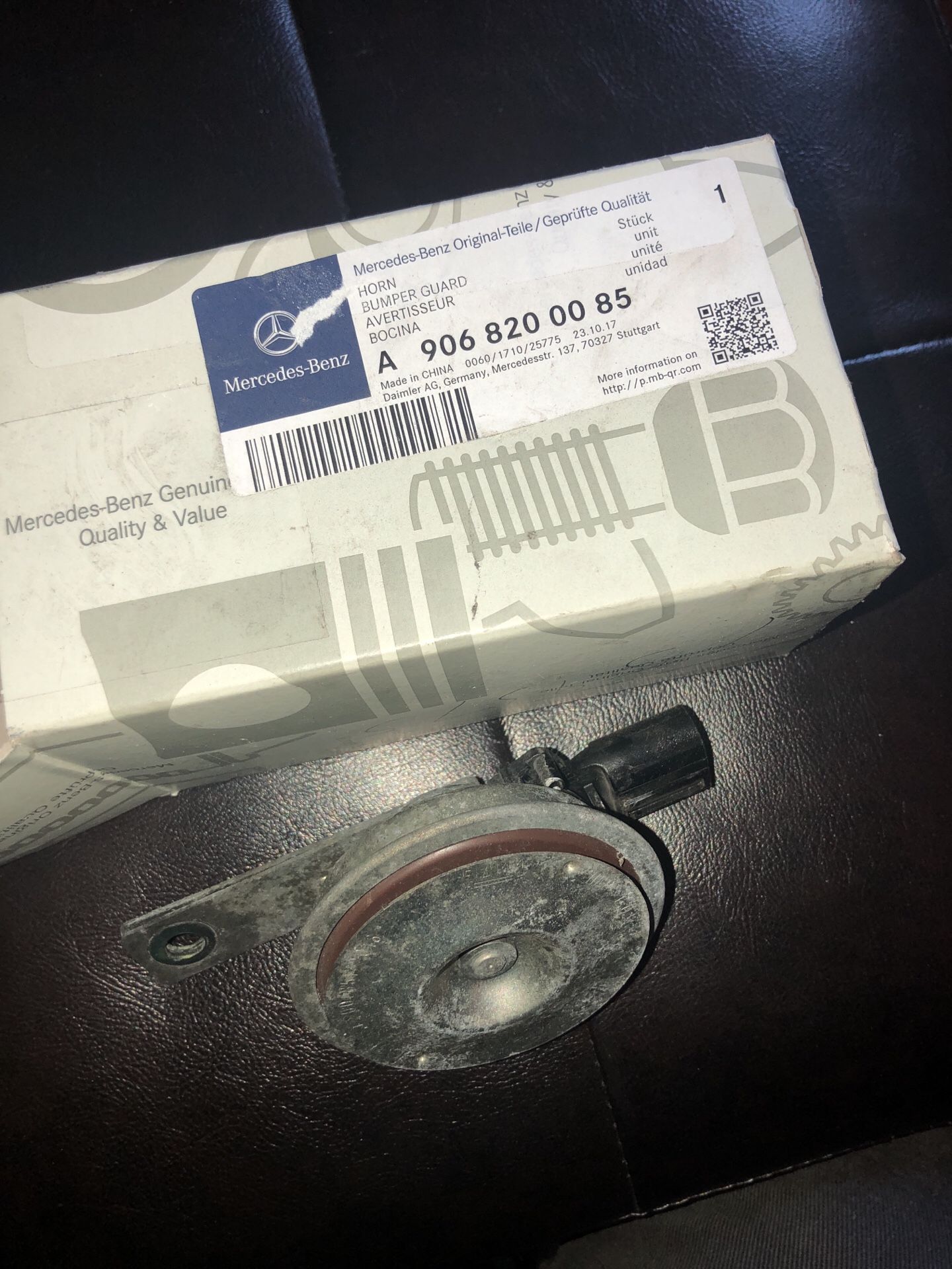 Mercedes Benz sprinter HORN ALARM LOW Tone OEM