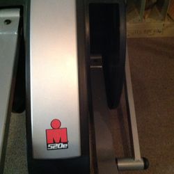 Ironman discount elliptical 520e