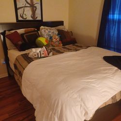 1 queen bed with box spring and frame