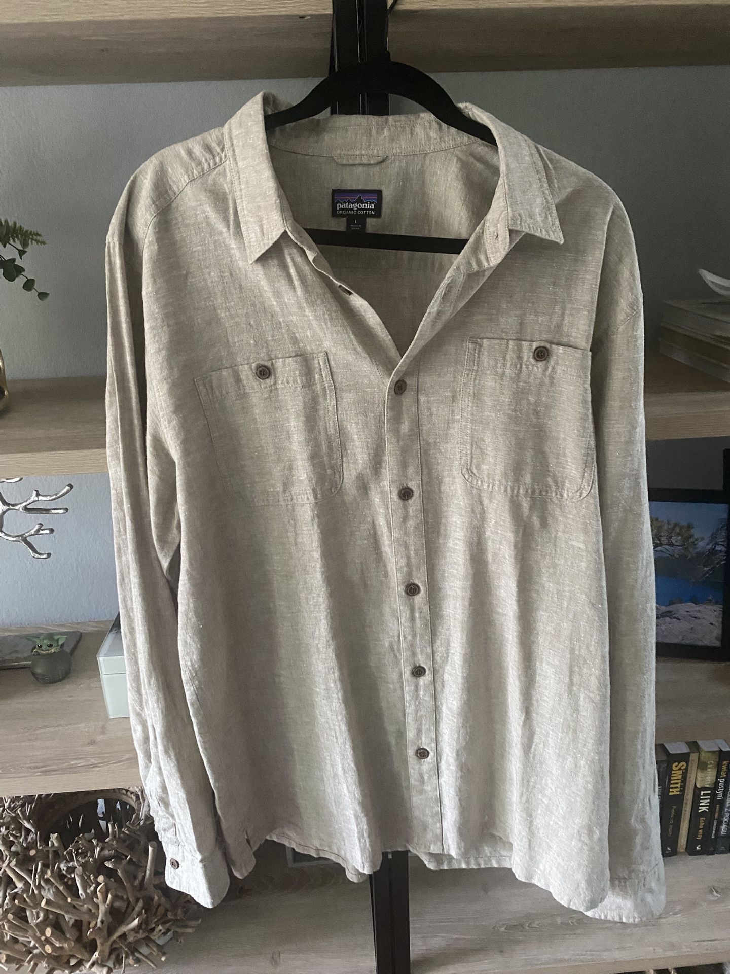 Patagonia Long Sleeve Migration Hemp Men’s Shirt. Size L