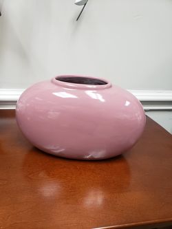 Vintage Pink ceramic Hagar vase