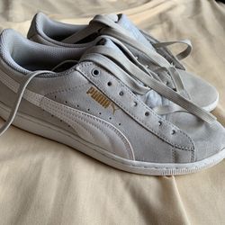 Women’s Puma Shoes