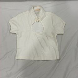 cream t shirt 