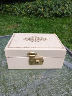 Vintage Cream Jewelry Box with Blue Satin Interior and Lock | Mid Century Keepsake Storage