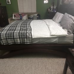 King Bed And Mattress 
