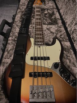 Fender American Ultra Jazz Bass V