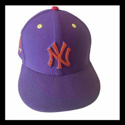 Purple  Rhinestones Yankee Cap Size 7 1/4 New Era Copper town Collection 