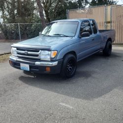 Toyota Tacoma 