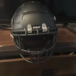 F7 Helmet (Matte Black)