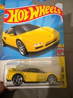 Hot Wheels HW The 90s Acura NSX Yellow 175/250
