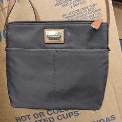 Ladies Black Nine West Purse 👛 ☺️