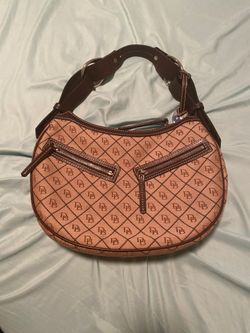 Dooney and Bourke circle hobo bag