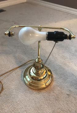 Table lamp