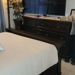 Bedroom Set