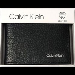 Calviin Klein Boxed  Leather Passcase Wallet Black  RFID Protection