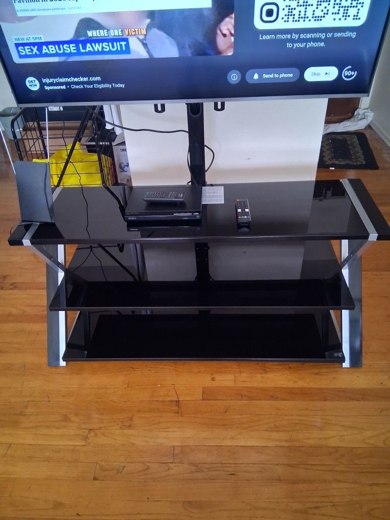 TV STAND And DVD Player And Antenna 📡 With Remotes