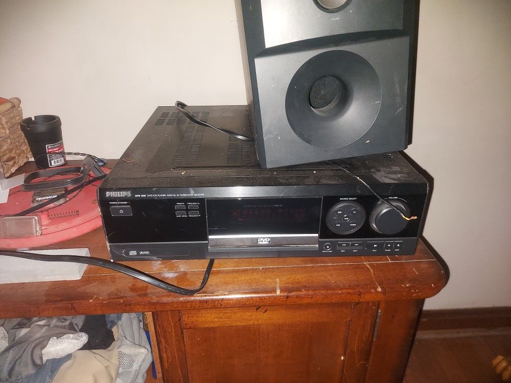 Philips Stereo Reviever And Subwoofer