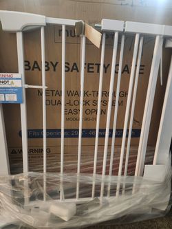 Baby Gates/Dog Gates