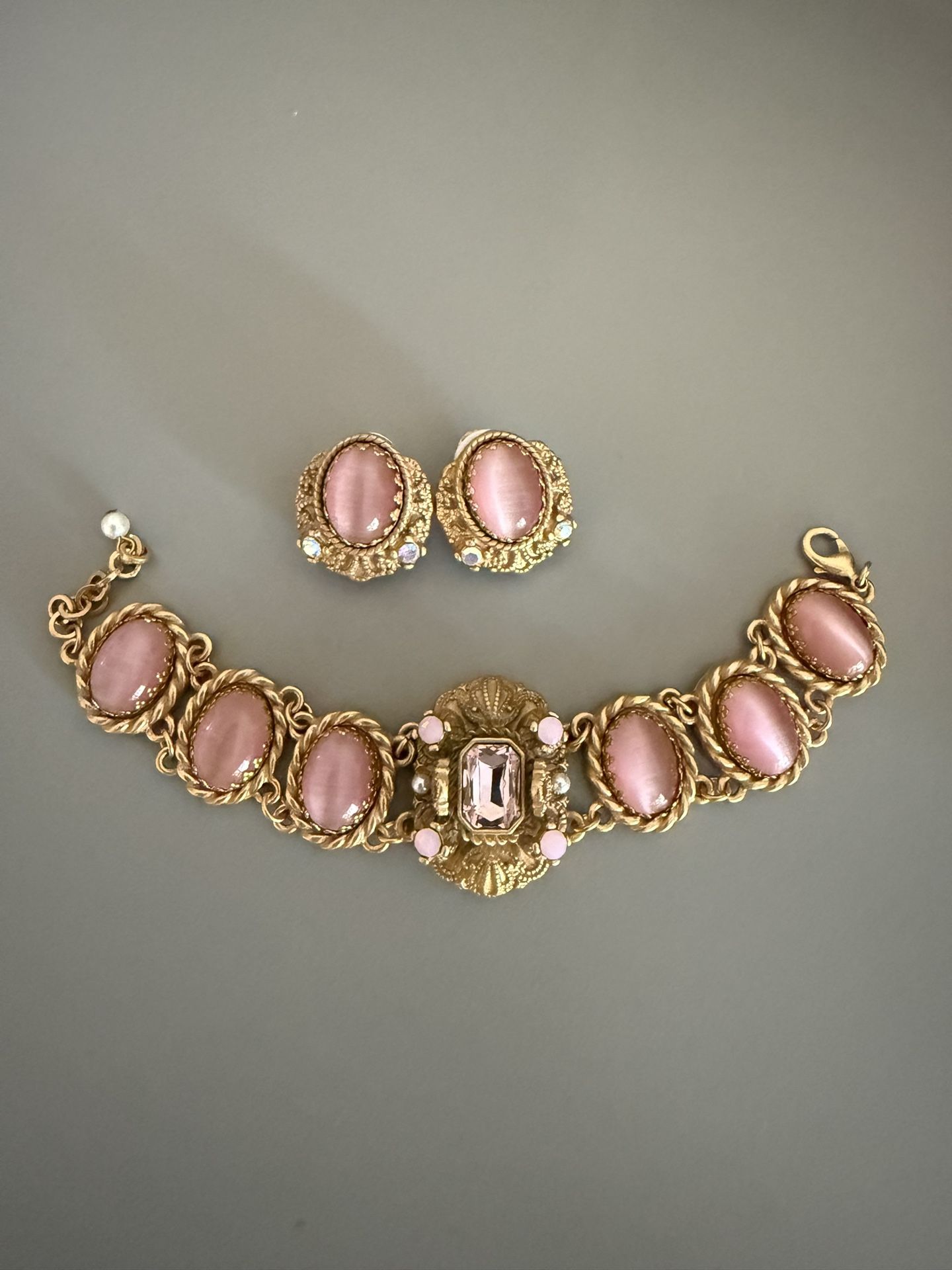 West Germany women’s pink Vintage jewelry set